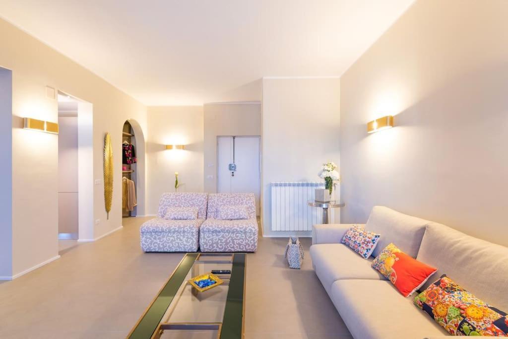 Charming Luxury Apartment: Center *